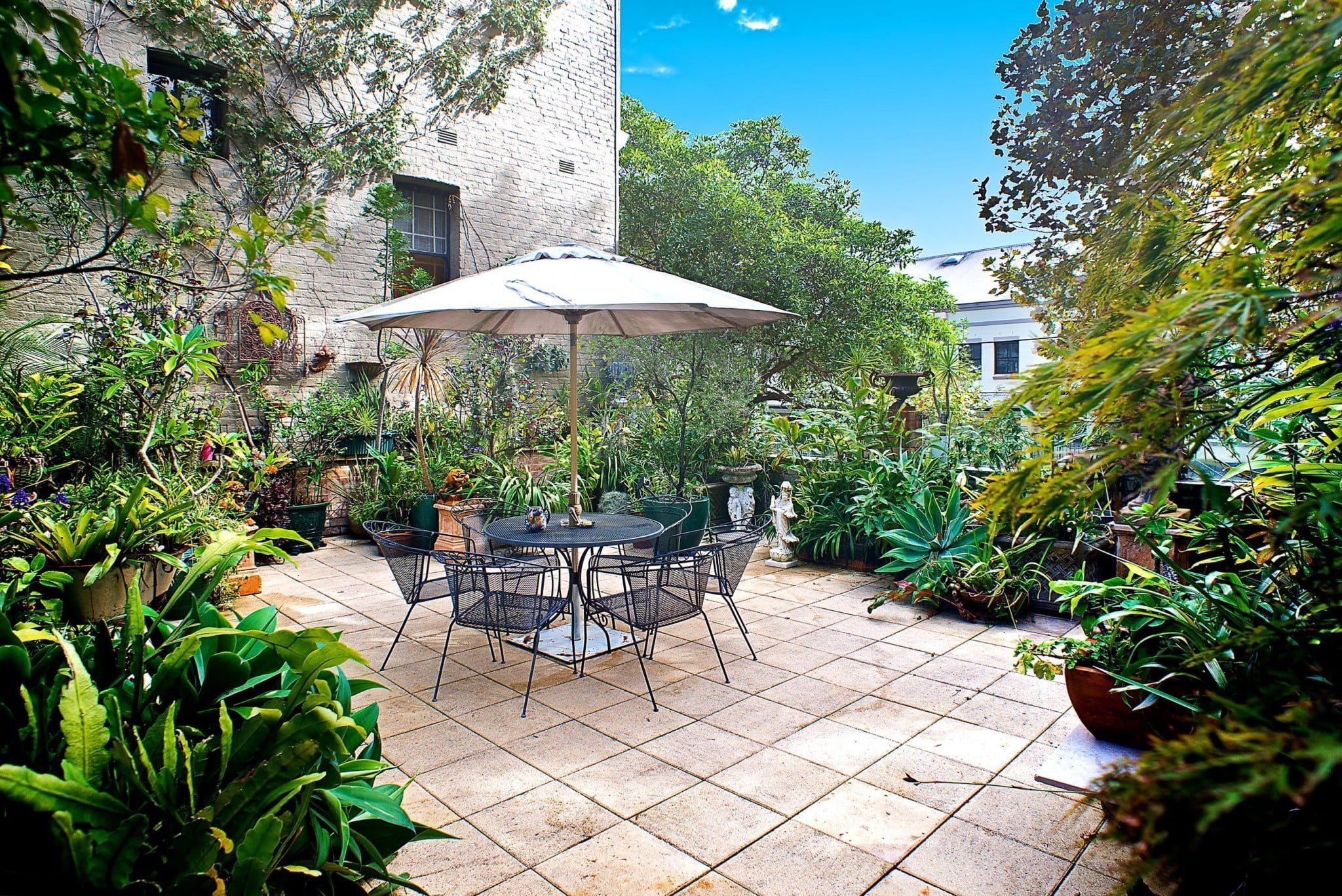 9riley063x4-signboard-btm-left-poster