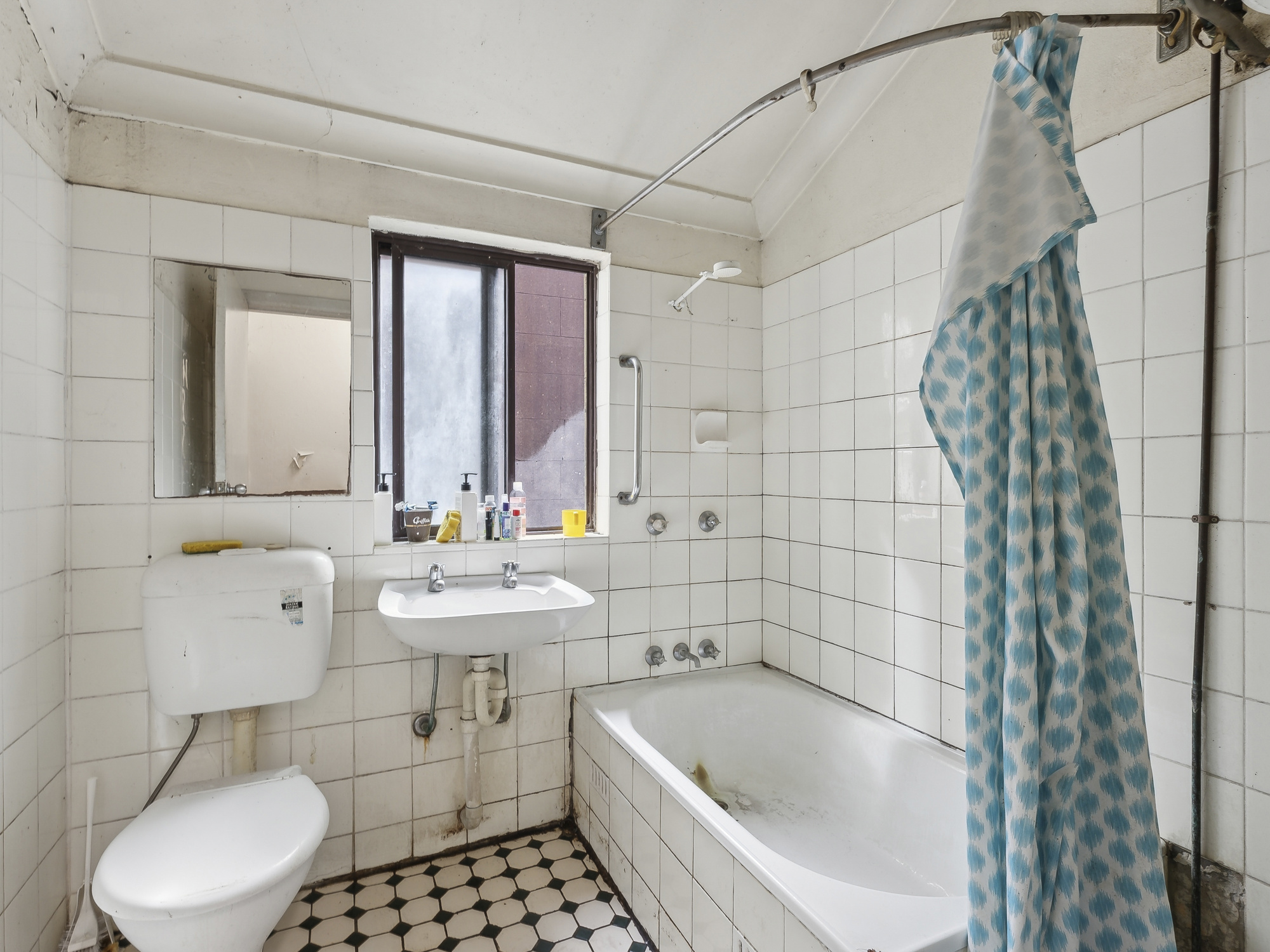 07_Open2view_ID937679-82_City_Road__Chippendale