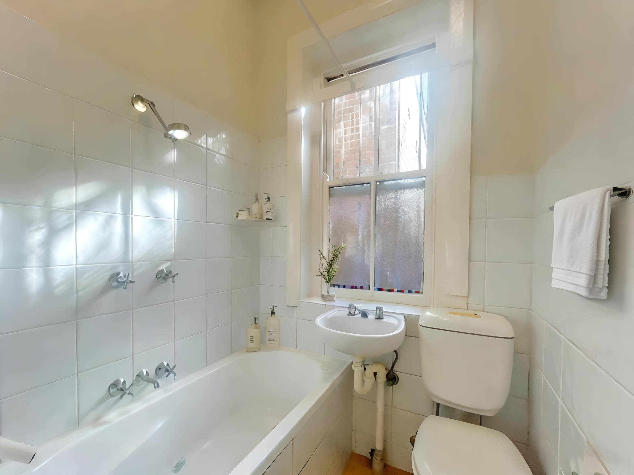 4dccbaf2-ab36-41e1-a369-f151a903bc8a