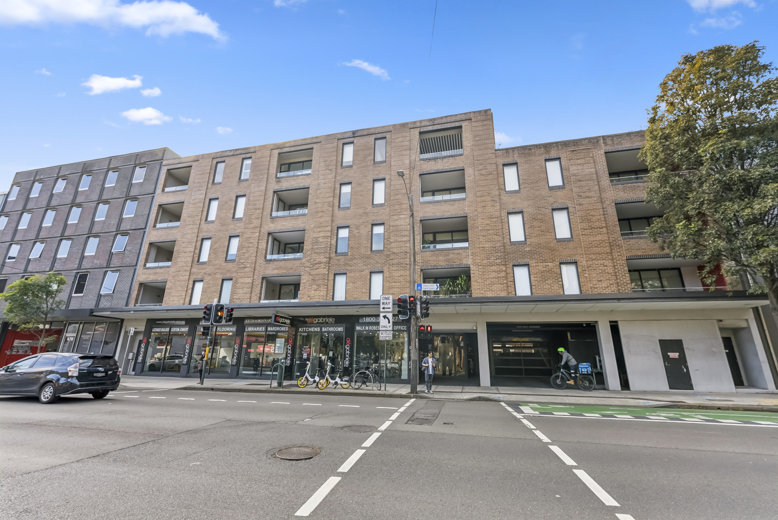 001_Open2view_ID960585-478_-_492_Wattle_Street__Ultimo