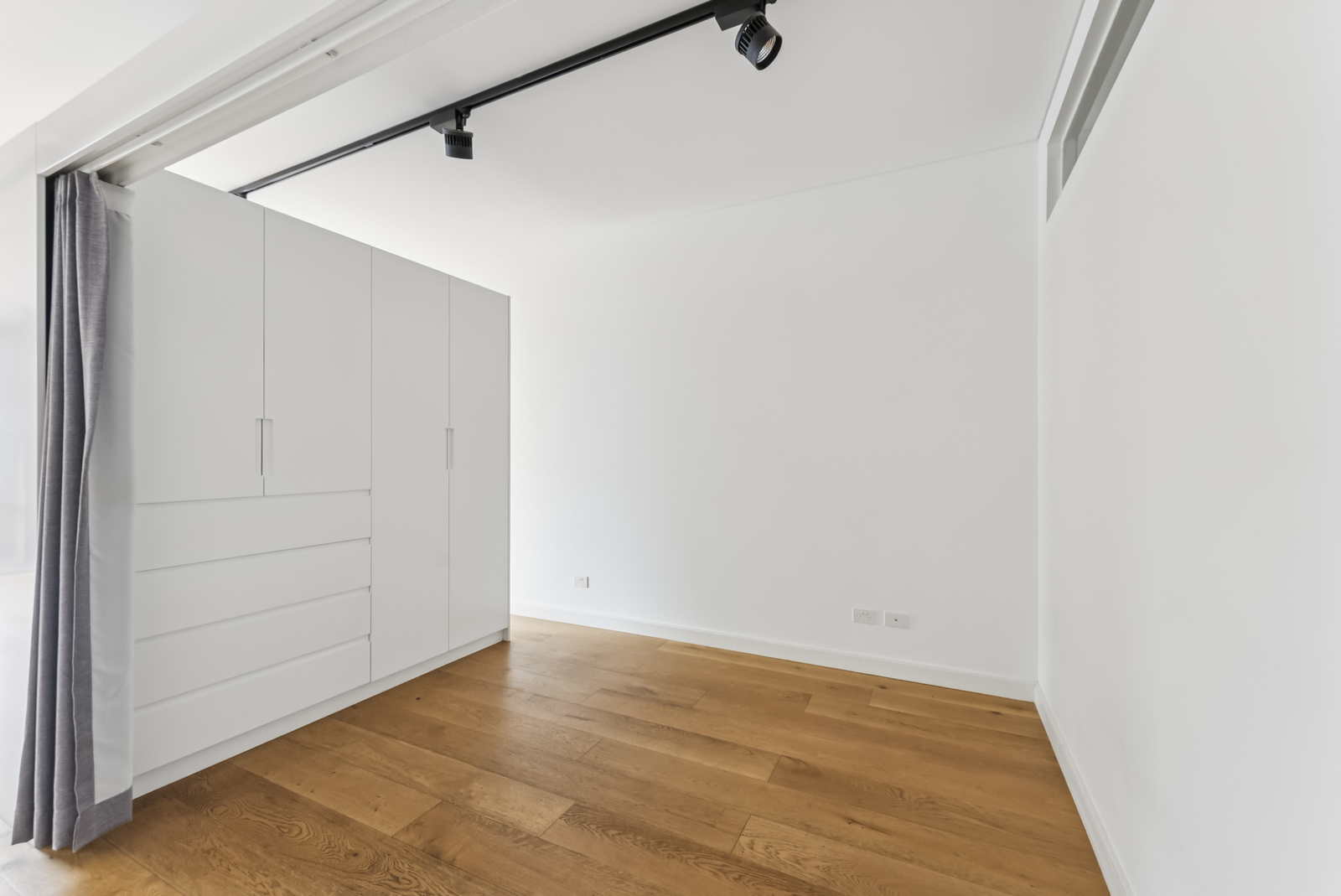 006_Open2view_ID960585-478_-_492_Wattle_Street__Ultimo